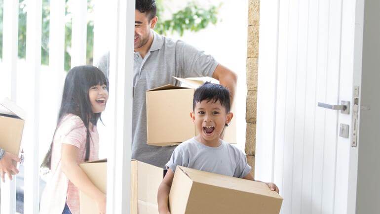 ขนของย้ายบ้าน